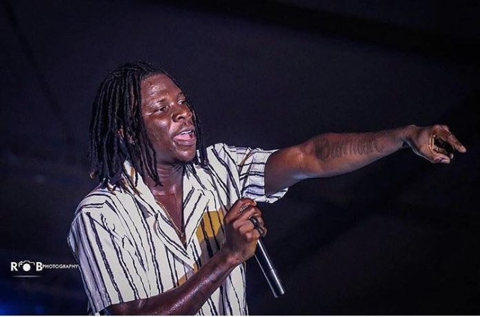 Stonebwoy – What A Place (Sexting Riddim)