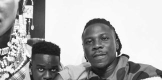 Sarkodie and Stonebwoy finally meet after their feud