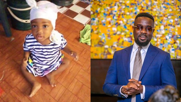 Sarkodie pays the entire Ghc13,000 medical bill for detained Baby Rose.
